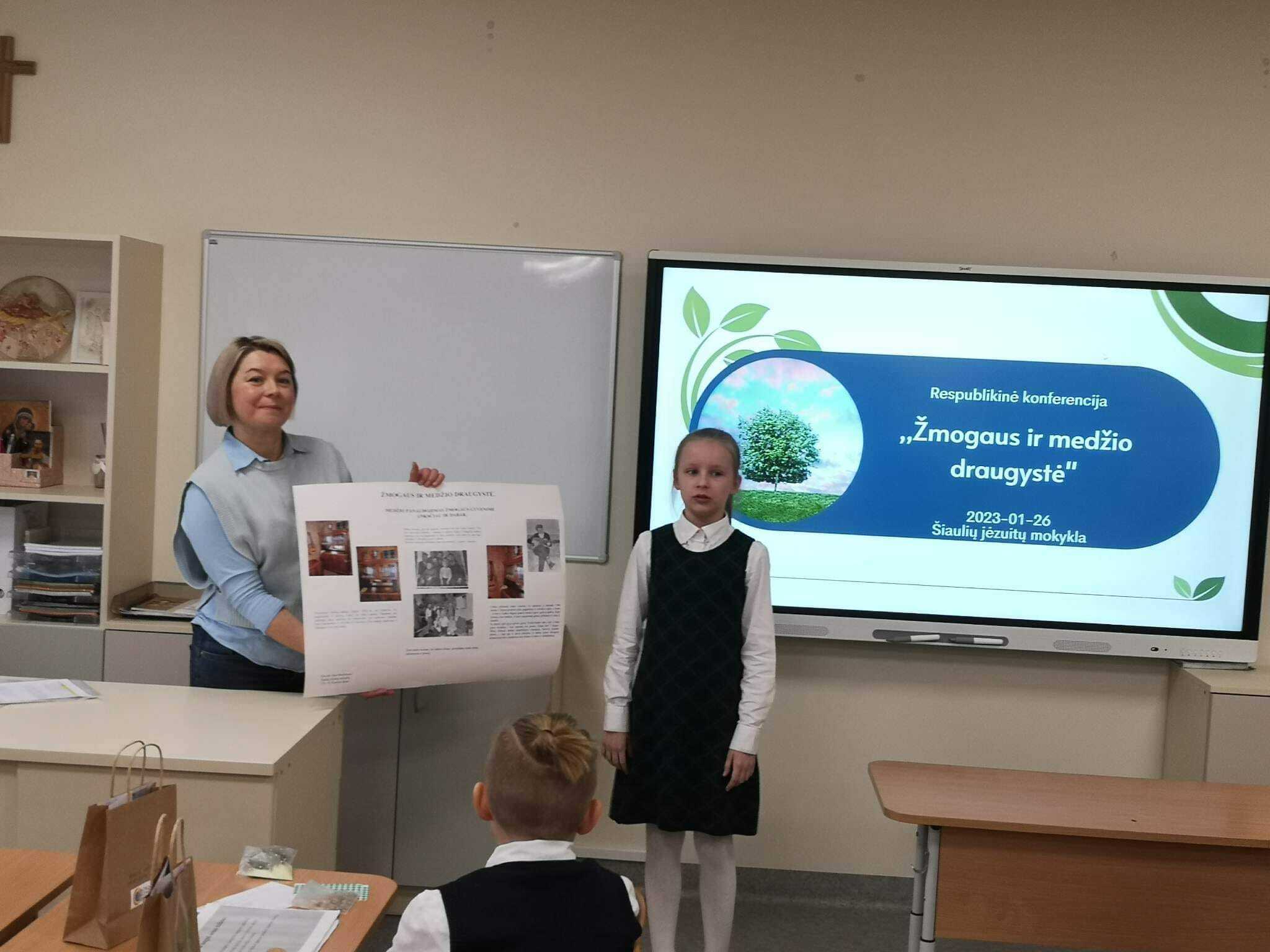 Šiaulių jėzuitų mokyklos mokiniai Erasmus+ projekte „Pažink medžio pasaulį!“