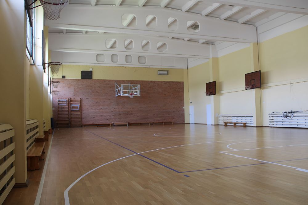 Lieporių gimnazijos sporto salė